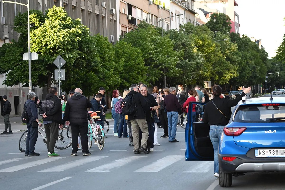 Dvojica novosadskih aktivista puštena iz zatvora: Određen im kućni pritvor