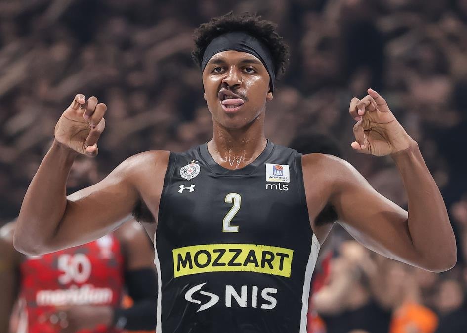 PARTIZAN POSLAO PONUDU ZEKU LEDEJU: Italijani otkrili detalje