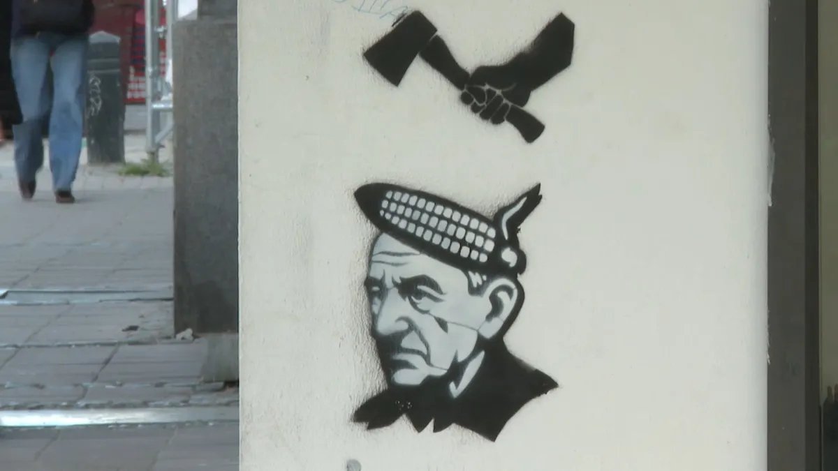 Pink i Brnabić optužuju studente da su spremni "da ubiju roditelje", a Vučić poručuje - obuzdajte se, zašto širite sukobe kod ljudi