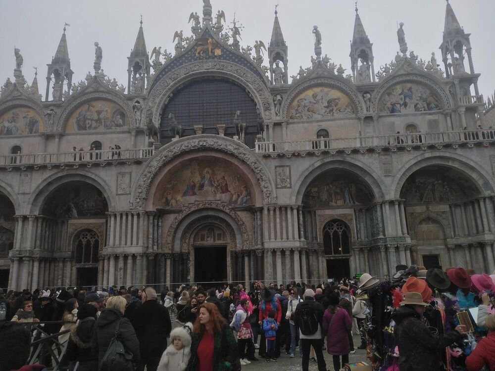 Ako putujete za Prvi maj u jednu od ove 7 države budite na oprezu: Sve vrvi od prevaranata!