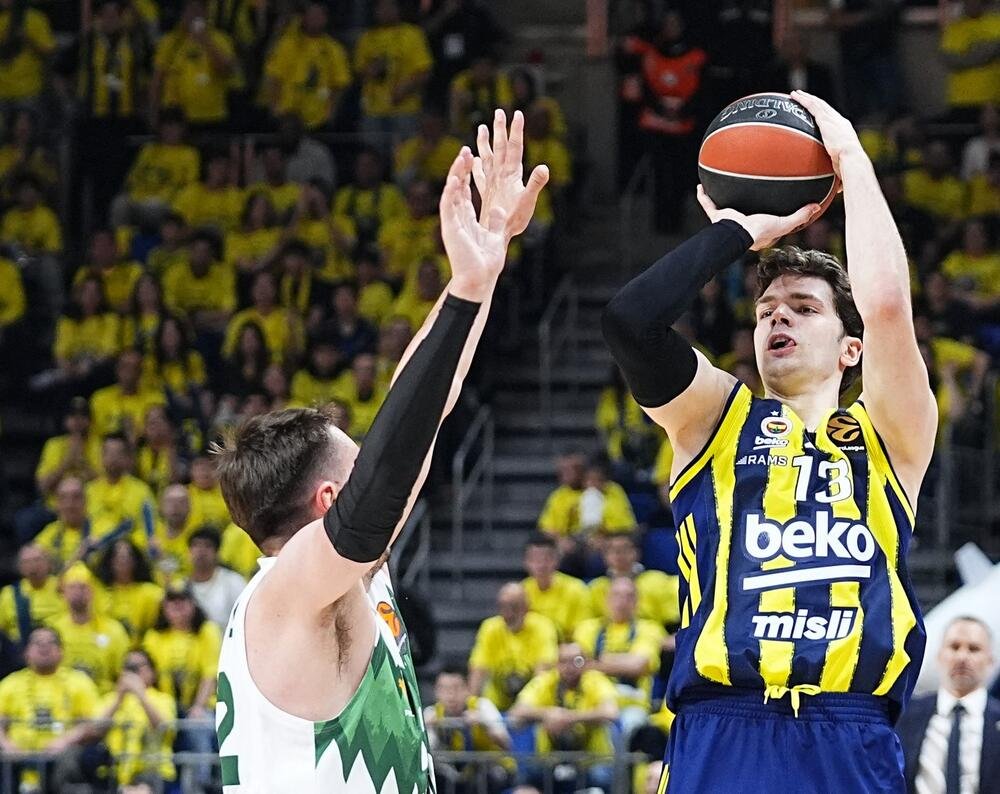 Bez brejkova: Fener rutinski slomio Žalgiris, Olimpijakos ponizio Monako!
