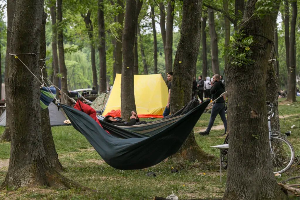 Evo šta se nekada obavezno radilo u Jugoslaviji za 1. maj, a danas se za to u Srbiji ne daje "nijedna para"