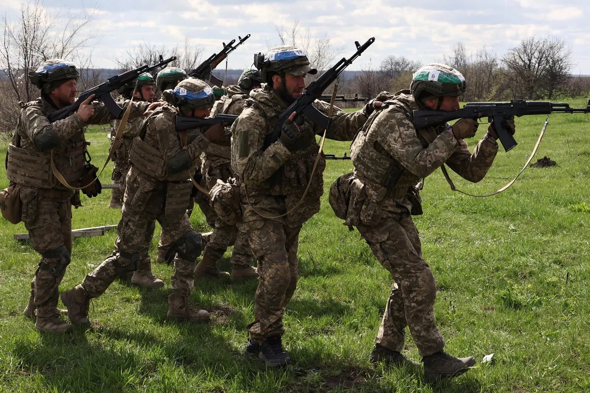 U Ukrajini uvedena obavezna zamena snaga posle dva meseca na prvoj liniji fronta