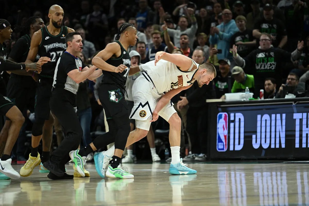 VIDEO Jokić se sa njim zamalo potukao, a posle bolnog poraza usledio potez koji nikoga nije ostavio ravnodušnim