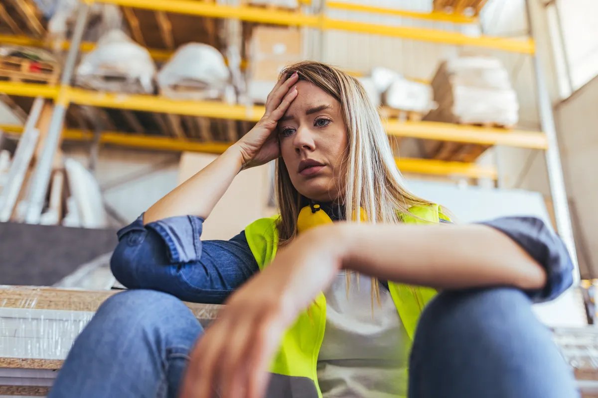 Serbia’s labor market: Longest workweek in Europe, half the country earns under 91.4K dinars