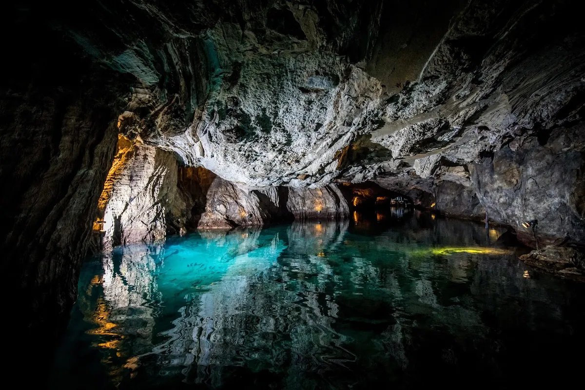 Najveće podzemno jezero u Evropi: Kad vidite kako izgleda - zastane vam dah