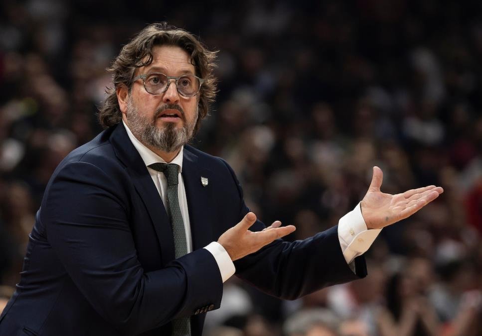 "SAMO TRČITE, UMREĆE..." Trinkijeri otkrio šta je veliki problem Partizana i Crvene zvezde: Čekaju ih sedam dana i onda čujem šta im trener kaže