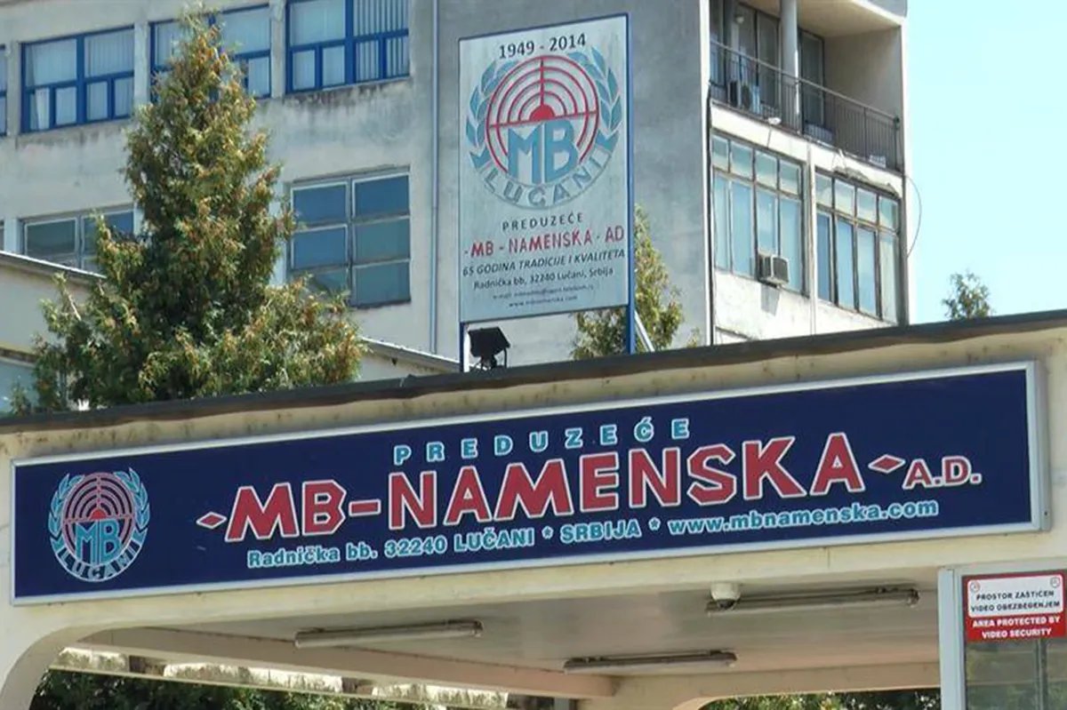 "Radnici namenske fabrike u Lučanima dobili prvomajsku čestitku umanjenjem plate"