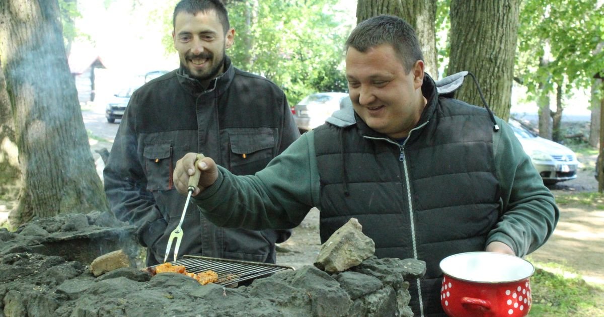 Danas je roštilj, a nekada je bila borba za život! Evo šta zaista slavimo Prvog maja