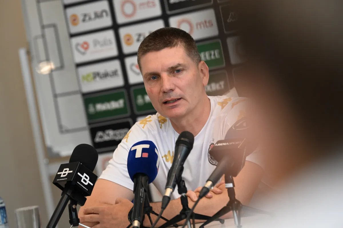 "Moramo da pokažemo da smo pravi posle poraza u derbiju": Srđan Blagojević najavio veliku borbu do kraja sezone