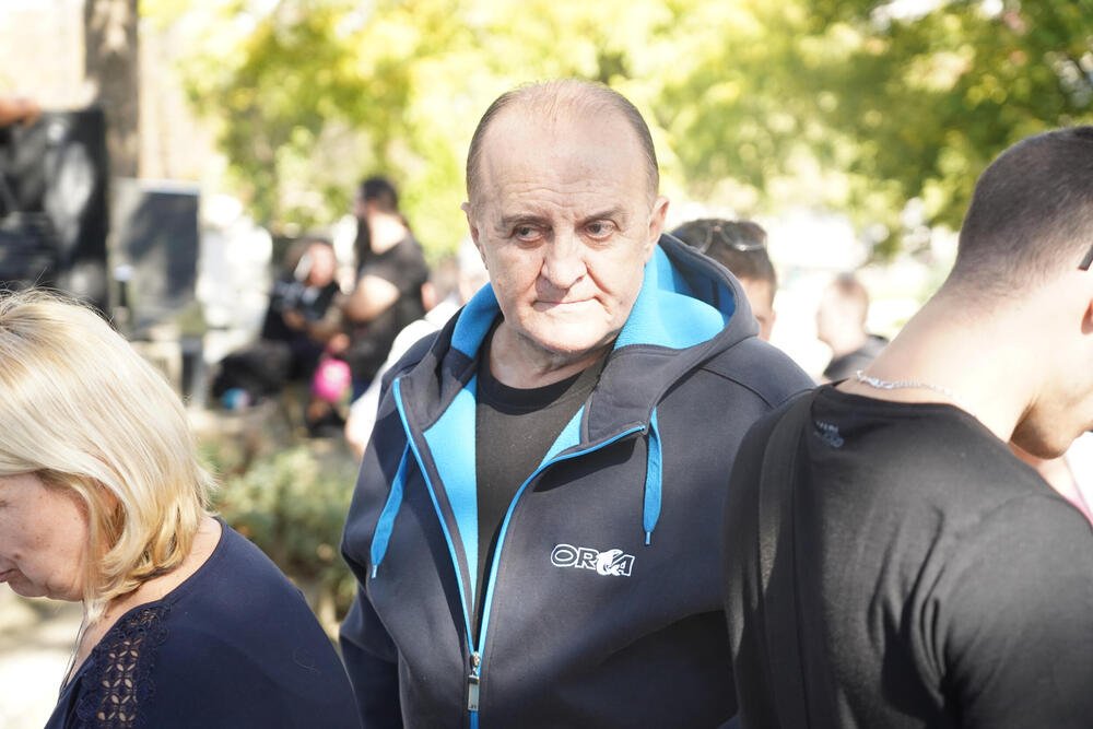 "ŽENA MI NE DA DA...": Nije hteo da izvodi TRIKOVE, a sad pokrenuo PRIVATNI BIZNIS! Evo kako Big Lale mlati pare