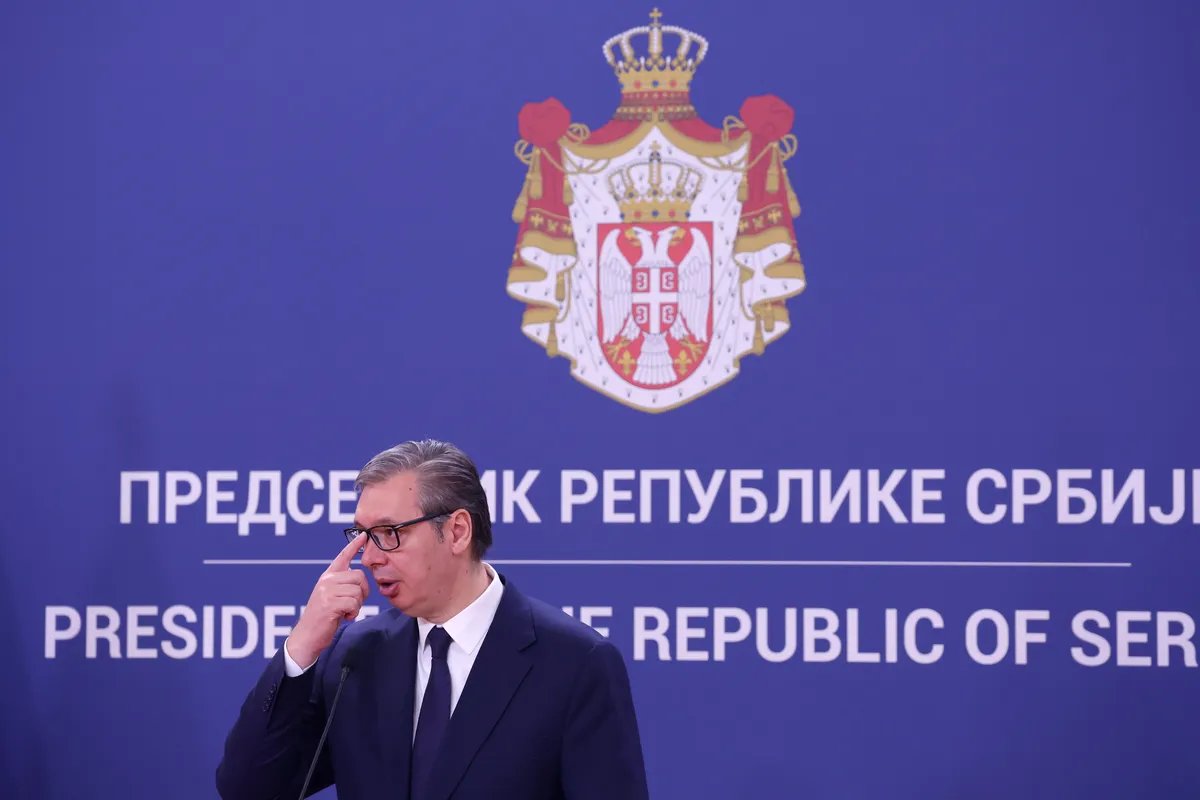 Šta je ostalo od Vučićevog "zlatnog doba" reći će vam sindikati. Njihove članove ovih dana teraju da skupljaju kapilarne glasove pod pretnjom otkaza