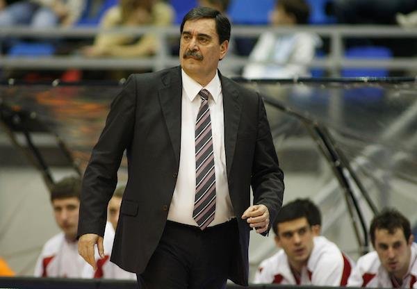 VLADE ĐUROVIĆ JE LEGENDA ZADRA! Nestvaran doček srpskom stručnjaku koji je srušio Dražena i dvostrukog prvaka Evrope!  O tome se i dan, danas priča...