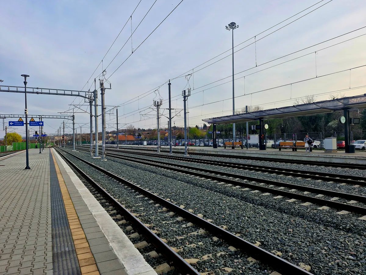 Infrastruktura železnice: Vozovi na brzoj pruzi kasne zbog krađe kablova kod Subotice