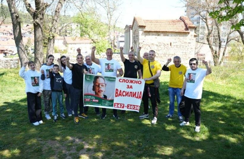 Humanitarni put pun nade: Nikola iz Prokuplja krenuo ka Ostrogu za život malog Vasilija, kako bi se prikupila sredstva za njegovo lečenje (FOTO)