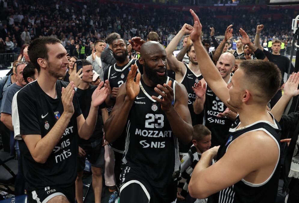CRNO-BELI GOSTUJU U UŽICU: Evo gde možete pratiti prenos meča Sloboda - Partizan
