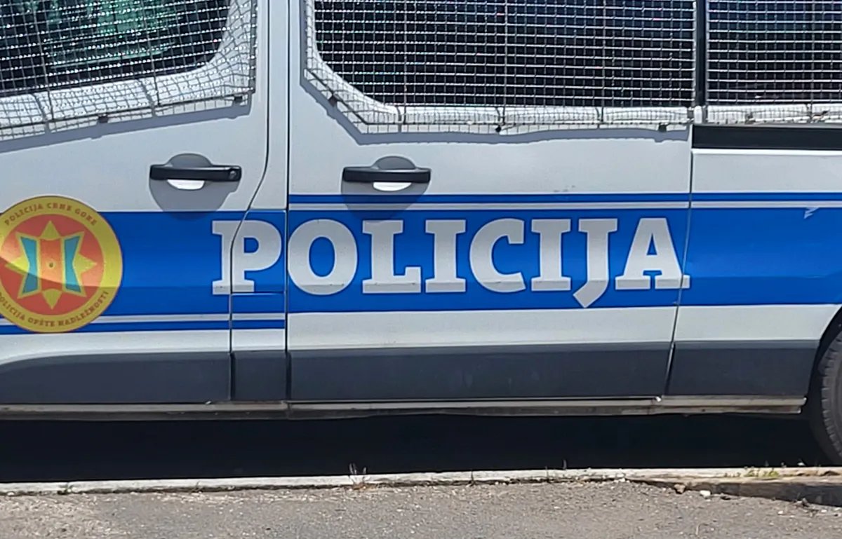 Dvoje dece i ženu terao da prose: Novopazarac uhapšen u Podgorici, sumnjiče se i za nasilje prema supruzi