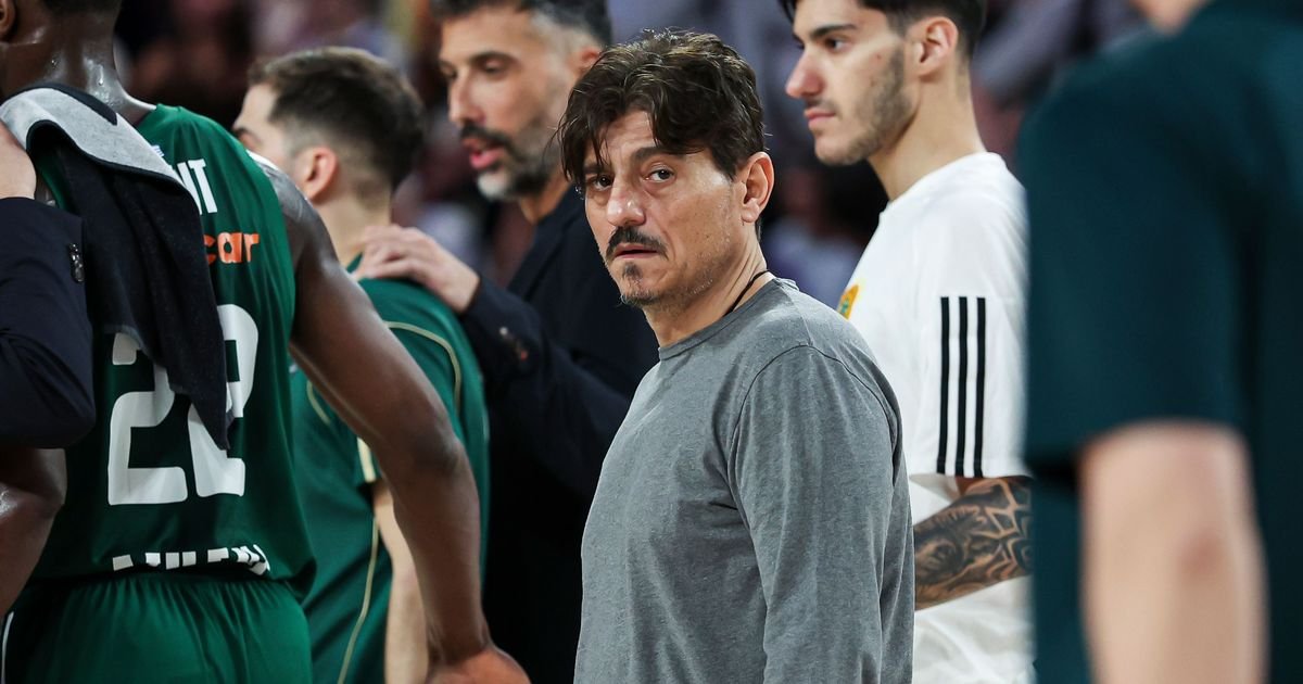 Dimitris Janakopulos isključio Instagram nalog iz "spiritualnih" razloga