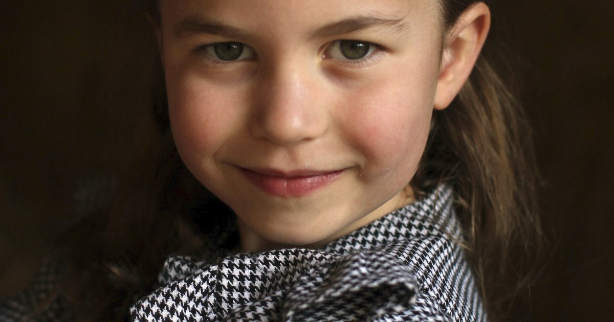 Princeza Šarlot proslavlja 11. rođendan, Vilijam i Kejt objavili fotografiju koja topi srca: "Sva je na mamu!"