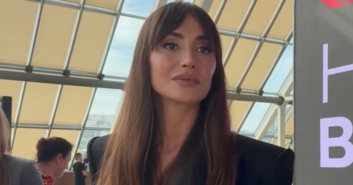 "Otpuštala sam radnike ako me popreko pogledaju" Emina šokirala priznanjem, pa otkrila šta ju je promenilo
