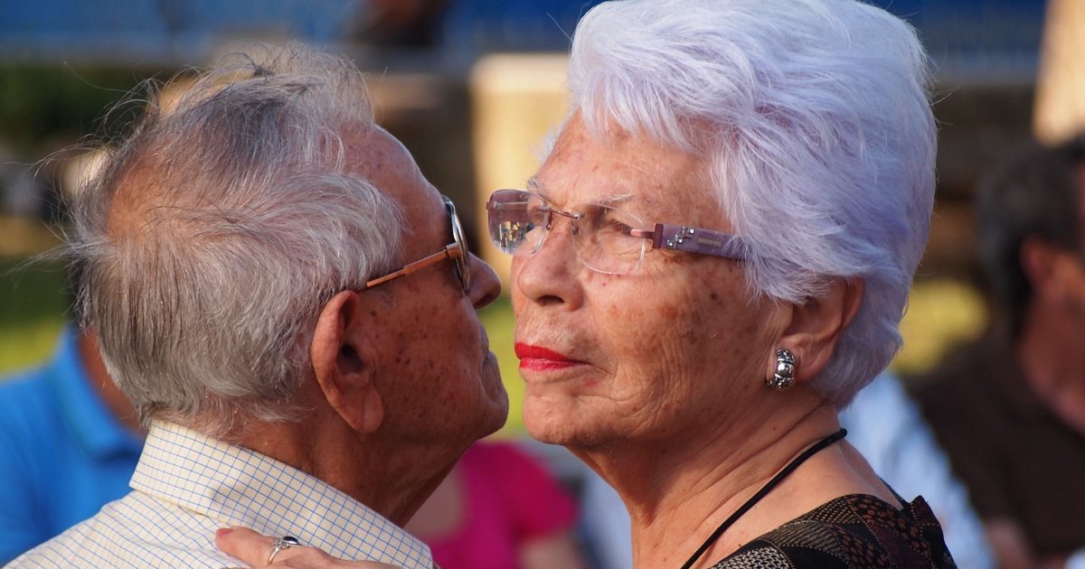 Zajedno smo od 16. godine, ništa se nije promenilo: Sa 67 i dalje radimo OVO svake večeri