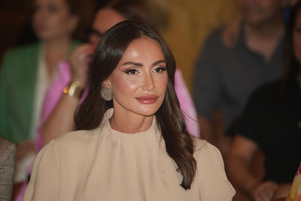 "Otpuštala sam ih ako me popreko pogledaju!" Emina delila otkaze šakom i kapom, pa otkrila šta ju je promenilo
