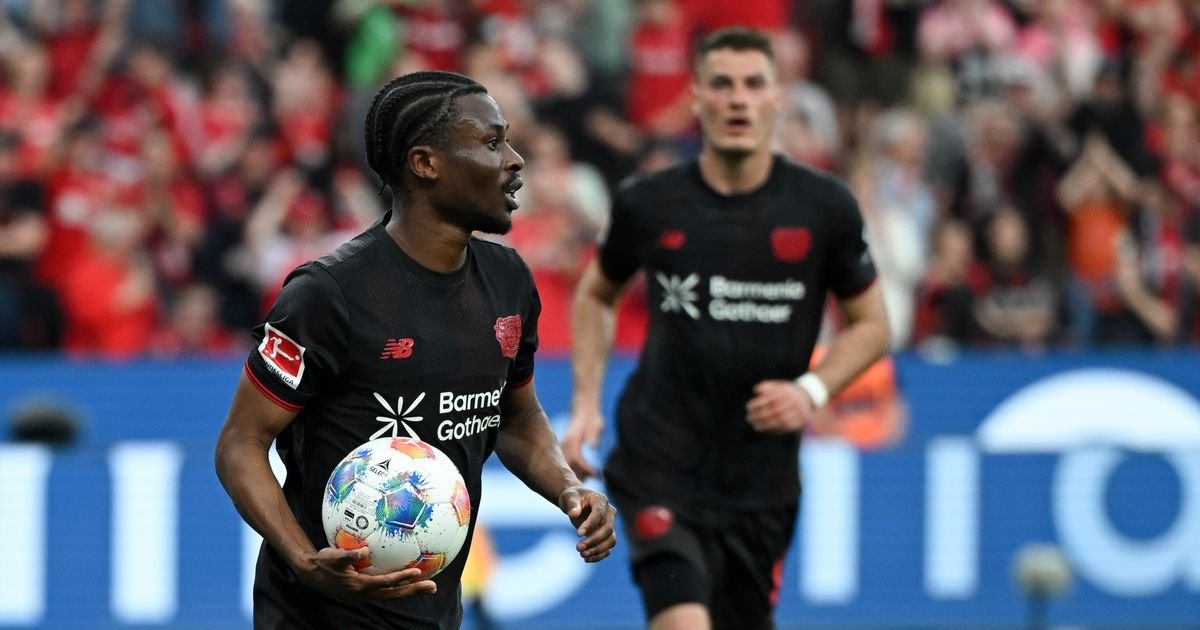 "Šik, Šik, Šik pogodi...": Het-trik češkog napadača protiv Lajpciga, velika pobeda Leverkuzena