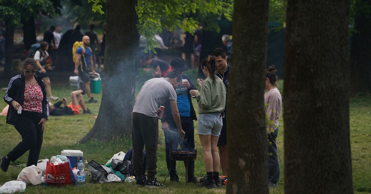 Vesna postala hit na mrežama za 1. maj, nasmejala region: "Baš ste mene neradnicu našli. Mene muž izdržava"