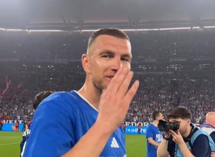 NEMAC BI DA NAPIJE DŽEKA ŠLJIVOVICOM! Na najteže pitanje imao spreman odgovor: Završiću vam to uz puno piva i nekoliko rakija...