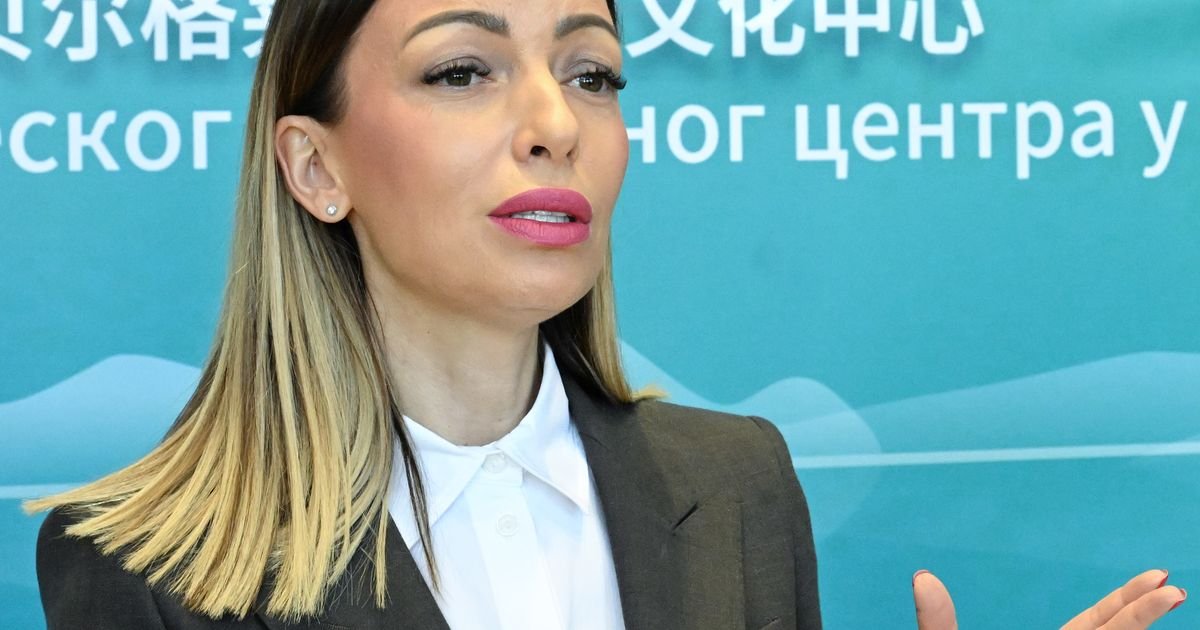 Mesarović obišla proizvodne pogone fabrike Krušik: Kompanija važna za privredu Srbije