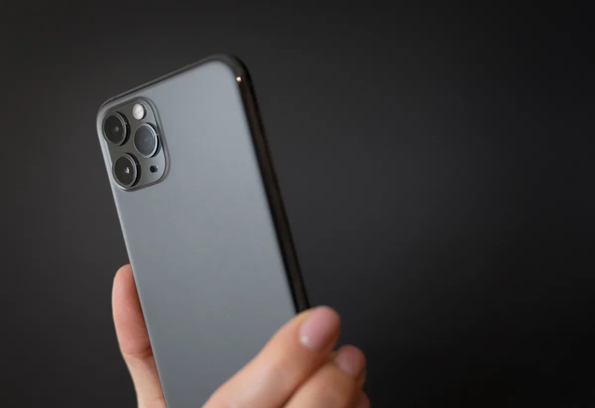 Od 2027. mobilni telefoni više neće biti isti: EU uvodi nova pravila, evo šta se menja