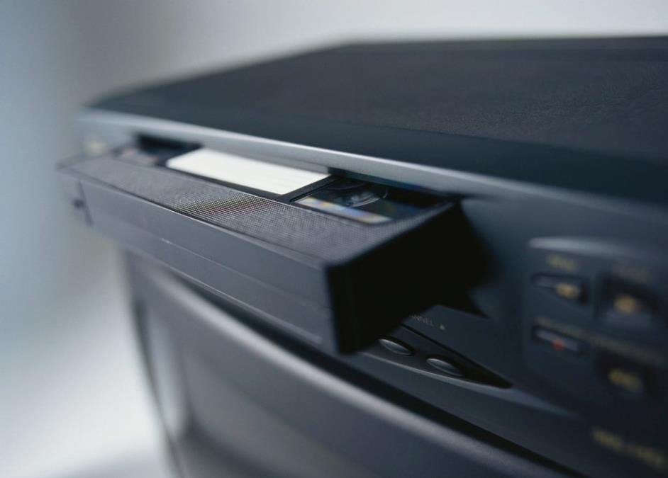 Imate stare VHS kasete? Sve popularniji trend osvaja Srbiju, evo šta da uradite sa njima što pre!