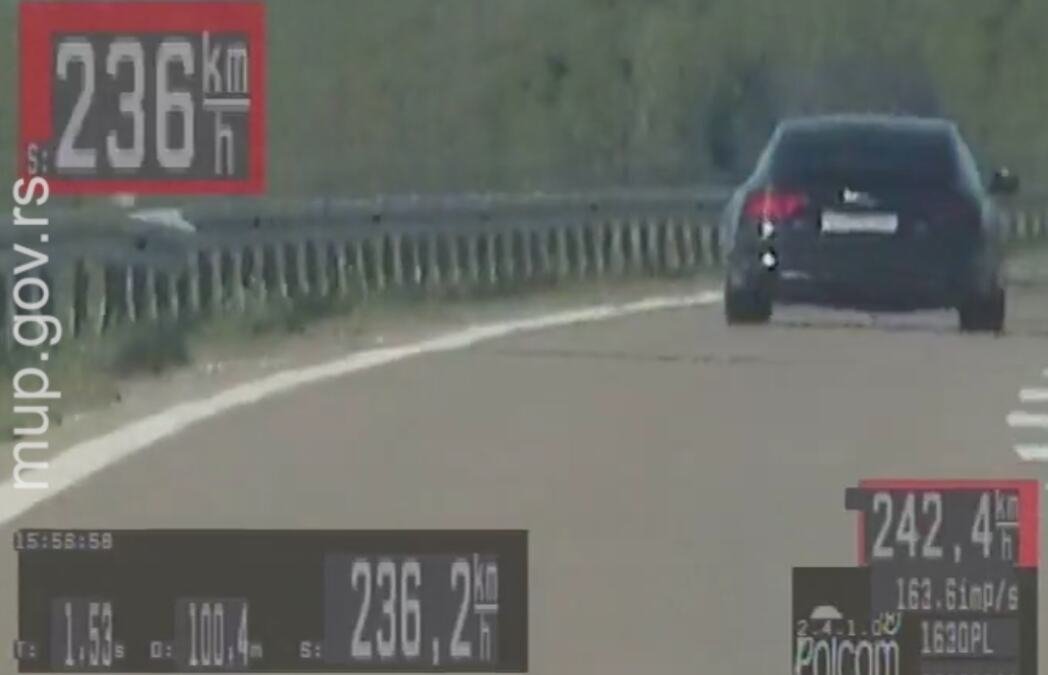GRK DIVLJAO "AUDIJEM" SKORO 240 NA SAT! Policija ga uhvatila kod Bujanovca: Pogledajte nasilničku vožnju na DELU! (VIDEO)