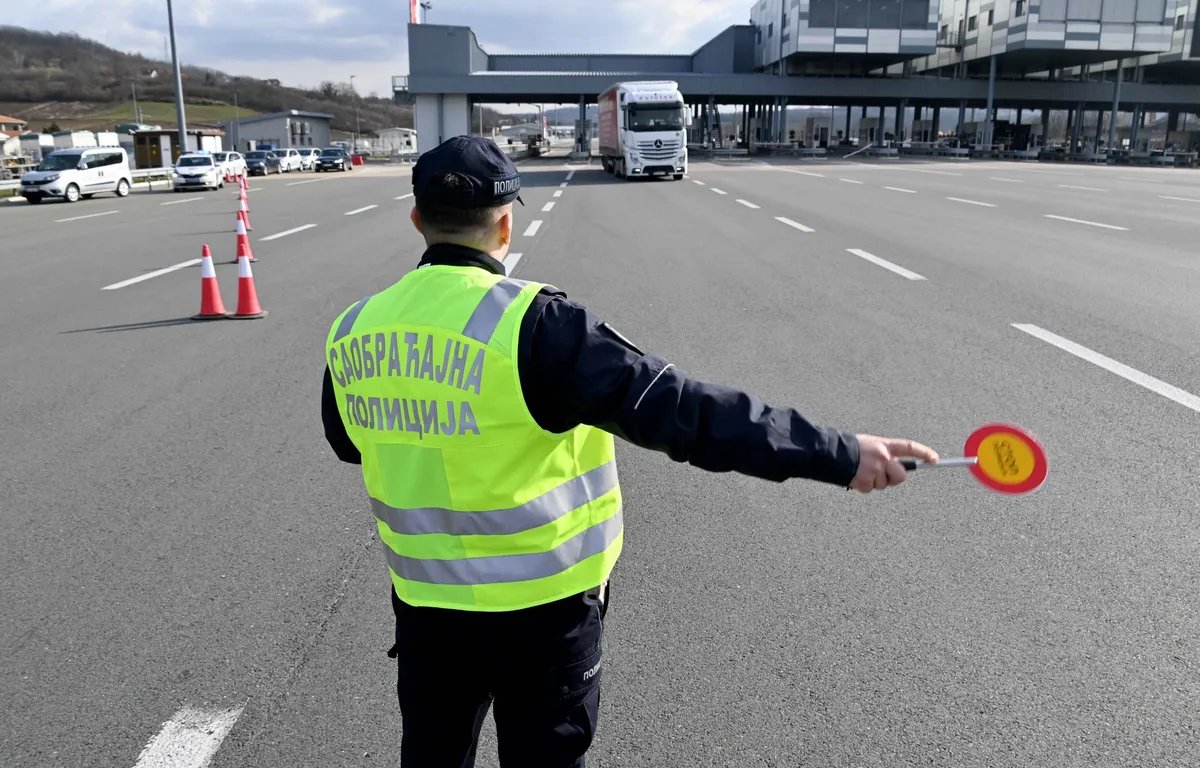 Vozio 236km/h kod Bujanovca: Presretač zaustavio državljanina Grčke zbog nasilničke vožnje