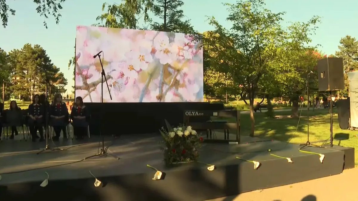Završni deo programa na godišnjicu masovnog ubistva u Ribnikaru održan na Tašmajdanu