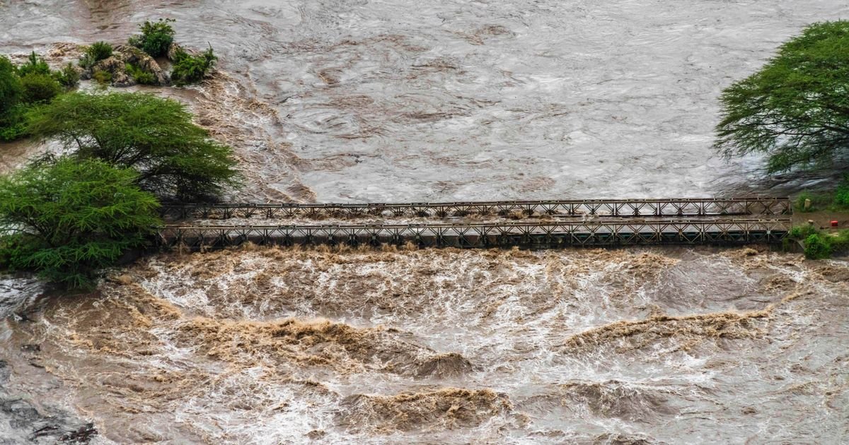 Broj poginulih u poplavama i klizištima u Keniji porastao na najmanje 18