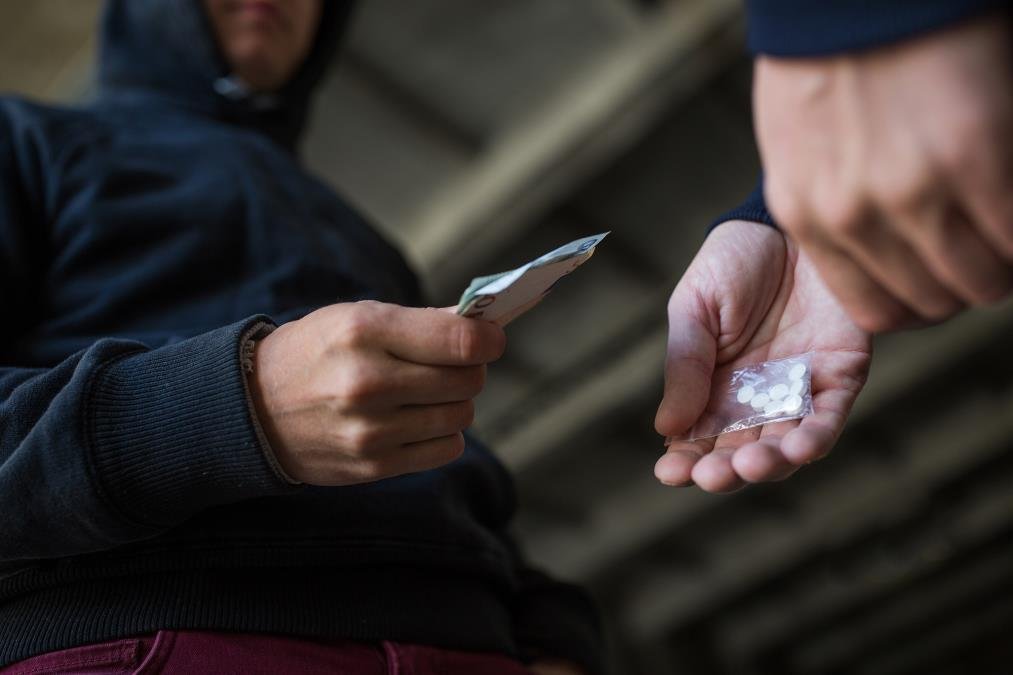 "Bodu se na par minuta da bi delovala, zbog ovoga je koriste tokom intimnih odnosa" Ova droga uništava istočnu Evropu, zovu je pandemijom
