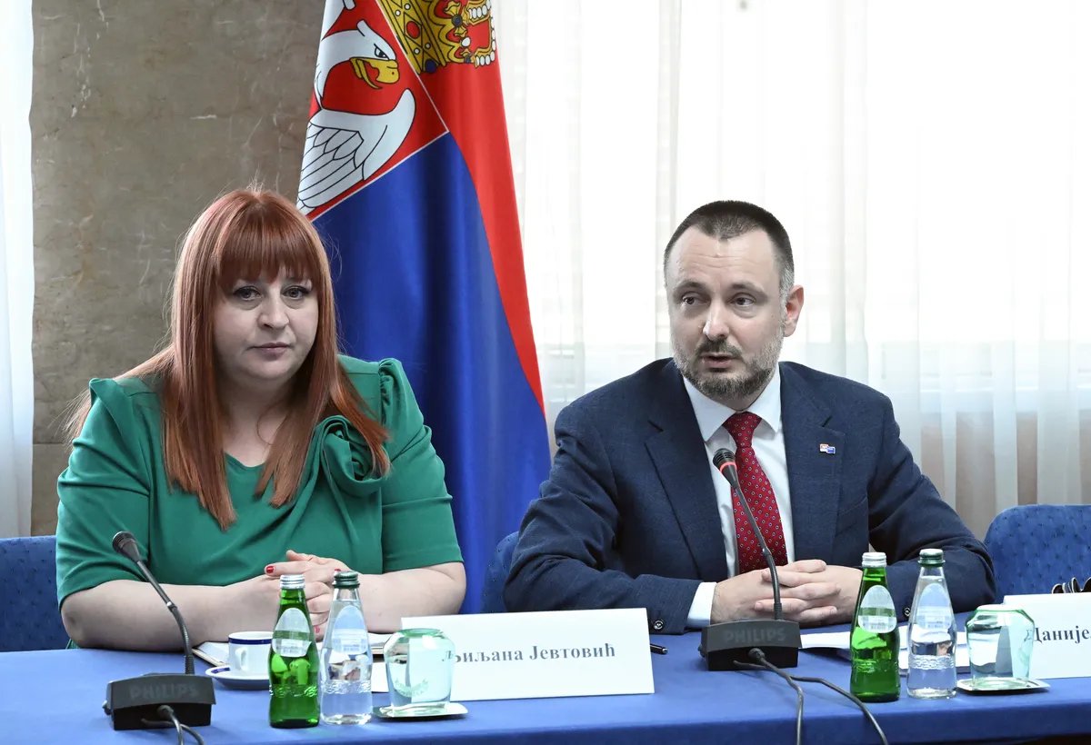 Apostolović: Ne postoji formalna odluka o zamrzavanju sredstava EU za Srbiju