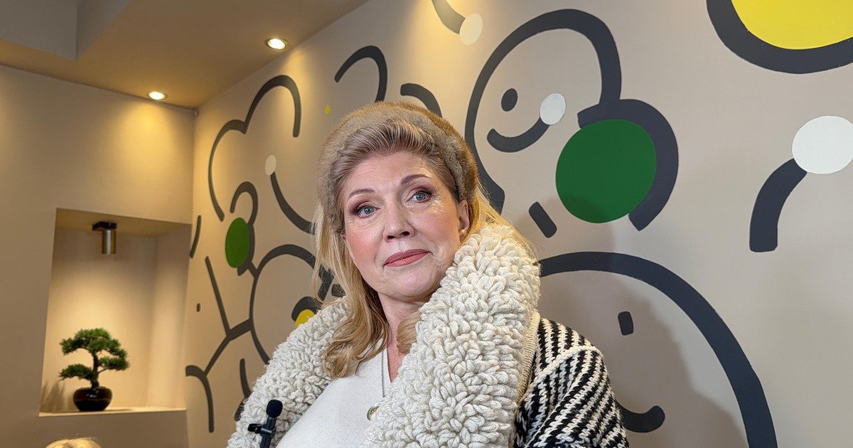 Ovo je prvi muž Suzane Mančić, imaju dve ćerke: "Govorio je da me niko ne bi hteo da se nisam udala za njega"