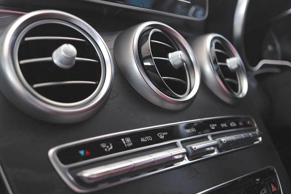 Paprene kazne za vozače: Evo kada vas rashlađivanje automobila može koštati preko 50.000 dinara