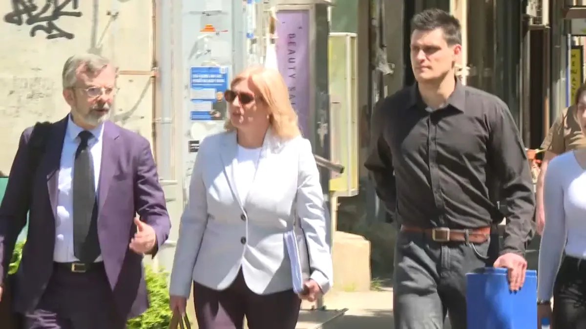 Još jedno ročište studentu Andreju Tanku: Ispred suda građani, odbrana će tražiti izuzeće tužiteljke
