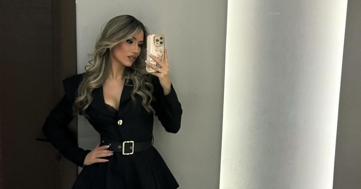 Ljudi u šoku zbog sličnosti zvezde Granda i Rade Manojlović! Komentari ne prestaju: "Preslikane su!"