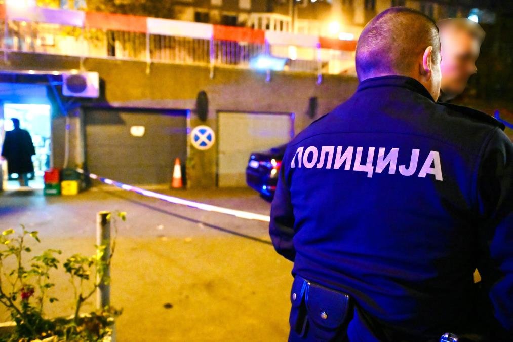 MLADIĆ (19) IZBODEN NOŽEM KOD MOSTARSKE PETLJE: Hitno prevezen u Urgentni na odeljenje reanimacije