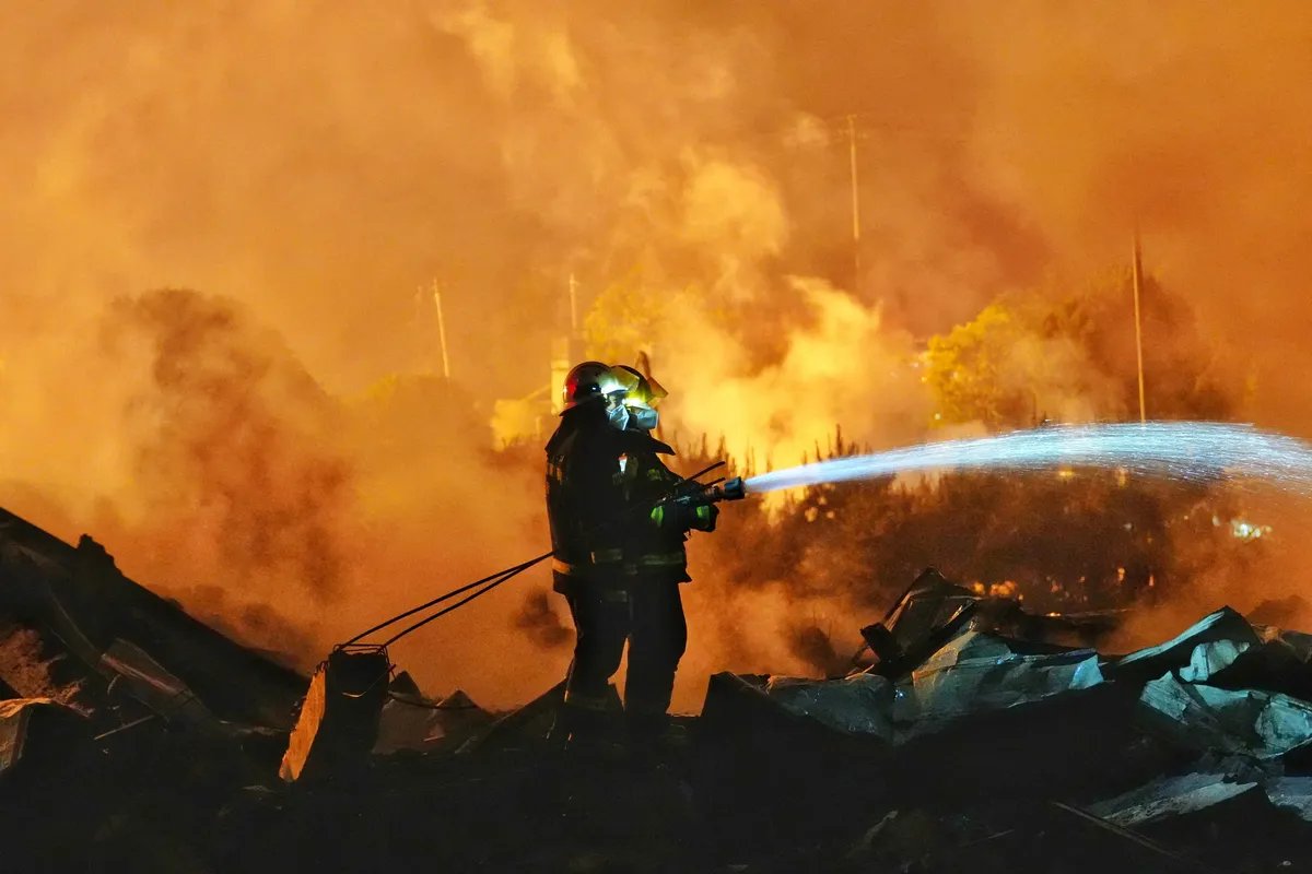 U eksploziji u fabrici vatrometa u Kini poginula 21, a povređena 61 osoba