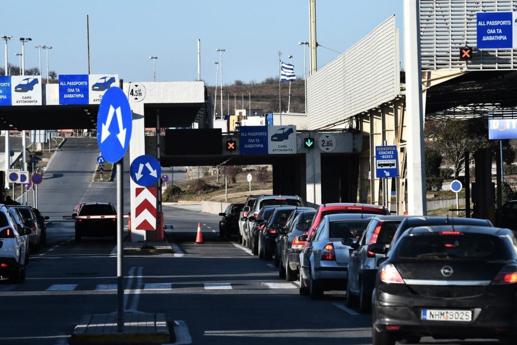 Detaljni vodič za letovanje u Grčkoj: Ovo menja put iz korena - Bez zadržavanja na granici u špicu sezone - evo šta nas čeka