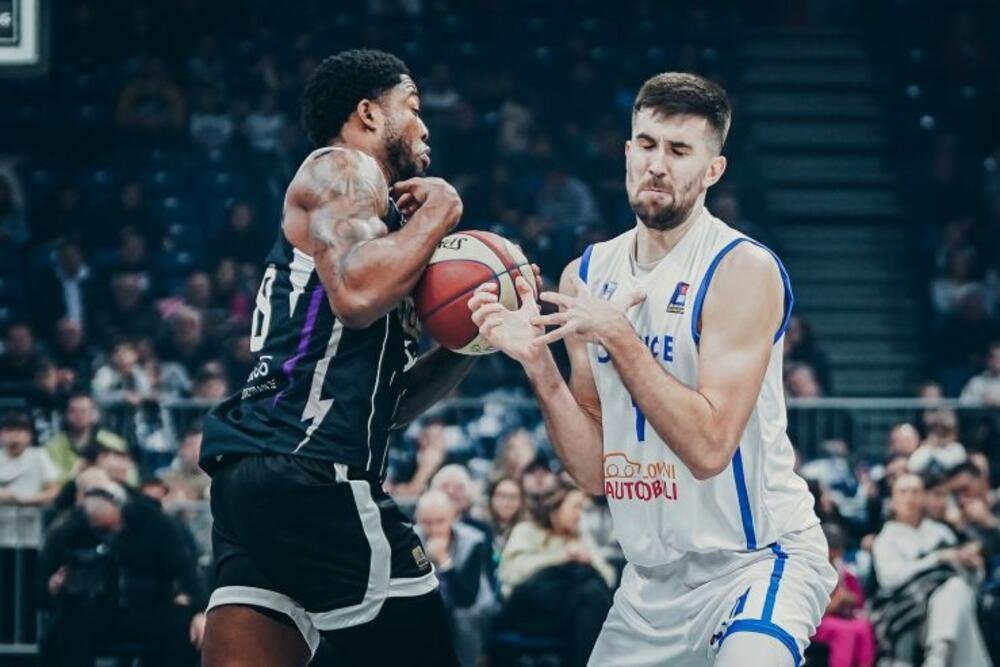 Partizan traži centra i gleda ka Rumuniji: Iz Kluža poručuju "videćemo šta nosi budućnost"