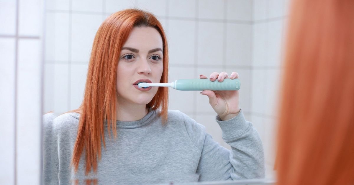 Da li perete zube PRE ili POSLE doručka? Zubari upozoravaju na VELIKU GREŠKU koja može skupo da vas košta
