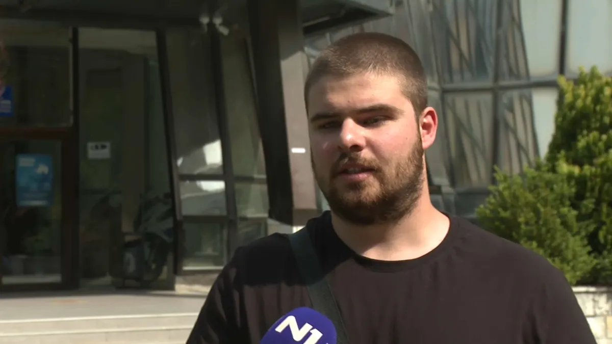 Skup podrške Zbora Rakovica: "Pokušao sam da uđem u policijsku stanicu, ali mi je rečeno da je načelnik previše zauzet"