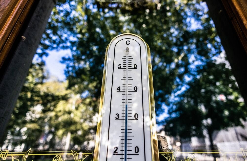 "SKOČILA TEMPERATURA" ZBOG OPKLADE: Kladio se u vremensku prognozu pa uzeo 18.000 evra, nadležni hitno reagovali!