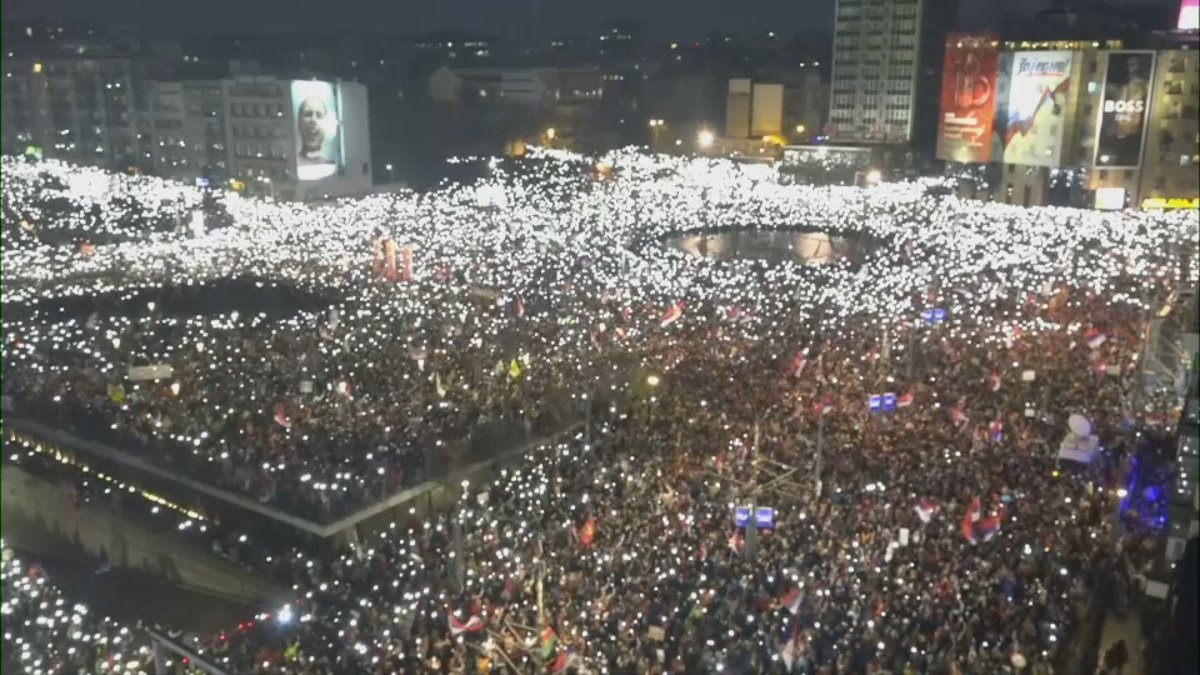 Predsednik tvrdi da država ima snimak: "Komandat obučavao policajce da 15. marta pređu na drugu stranu"